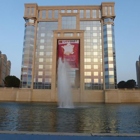 Grand Appartement Central Avec Terrasse 몽펠리에 외부 사진
